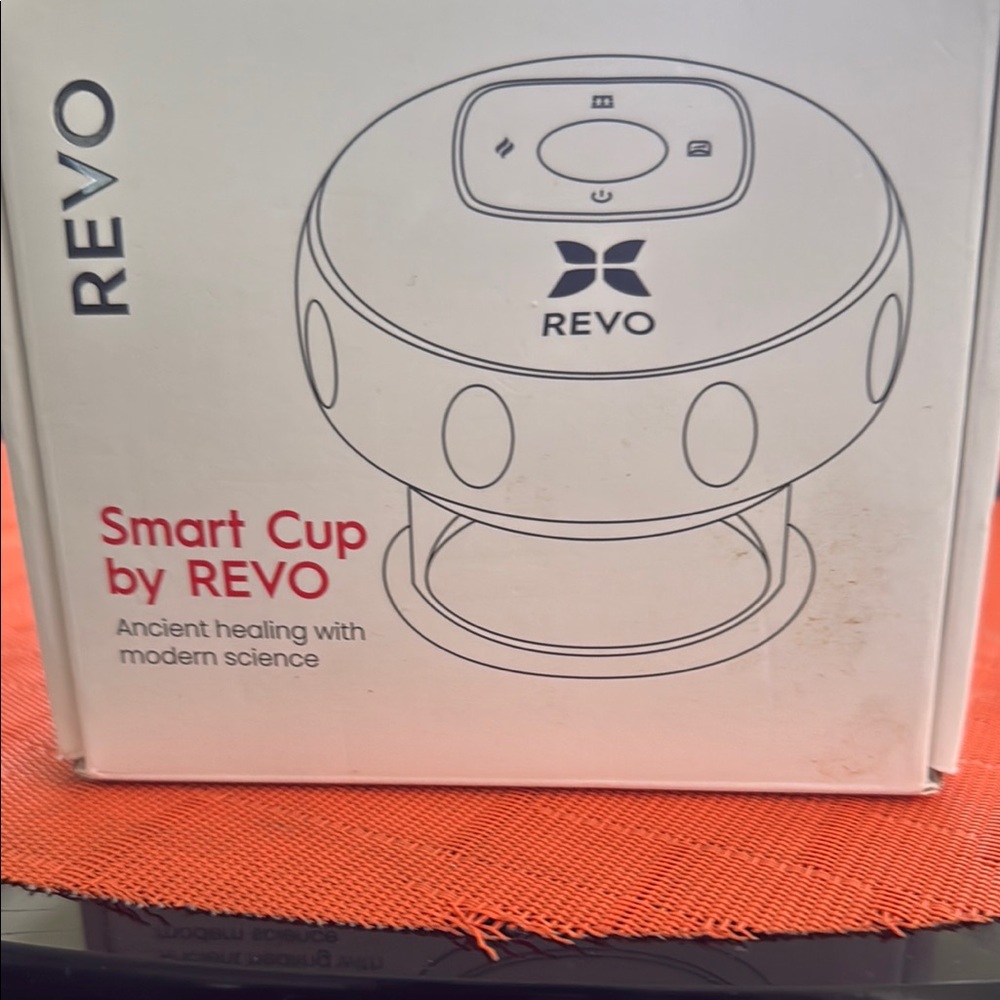 Revo Smart Cup with White and Red Accents